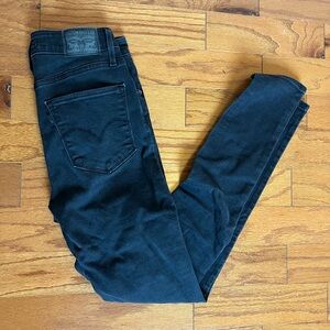 Levi’s Strauss 721 high rise skinny size 27 black jeans